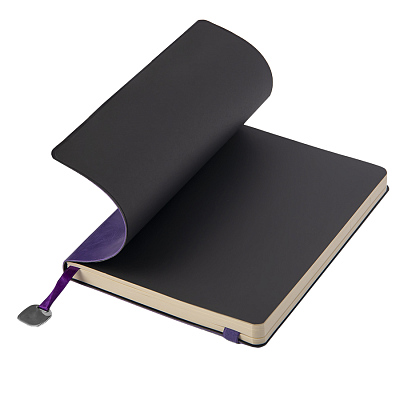 Ежедневник недатированный Boomer, А5,  фиолетовый, кремовый блок в линейку, без обреза