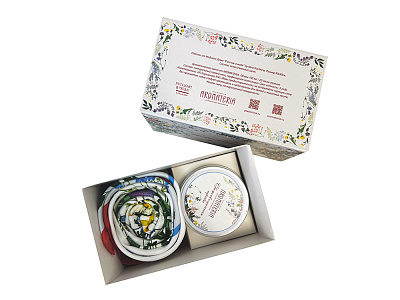 Набор: платок Русский полевой букет и свеча Цветы и травы (Разноцветный)