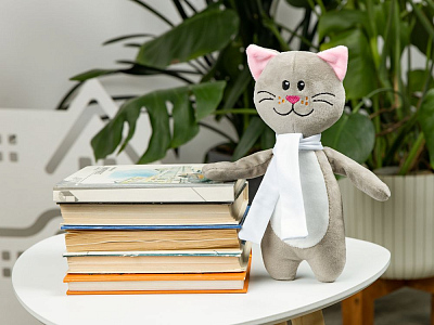 Мягкая игрушка Beastie Toys, котик с белым шарфом