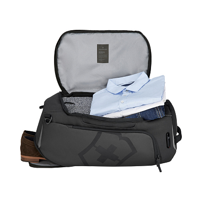Дорожная сумка VICTORINOX Touring 2.0, черная, износоустойчивый полиэстер 600D, 57x32x28 см, 38 л
