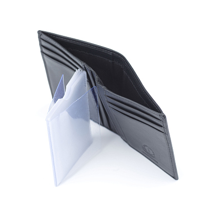 Визитница KLONDIKE Claim, натуральная кожа в черном цвете, 8 х 1,5 х 10,5 см