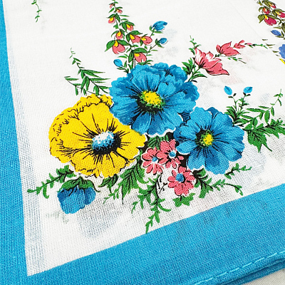 Платки носовые женские "G" 45450