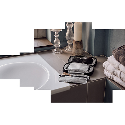 Несессер VICTORINOX TA 5.0 Zip-Around Travel Kit, 3 отделения, чёрный, нейлон, 28x8x18 см, 4 л