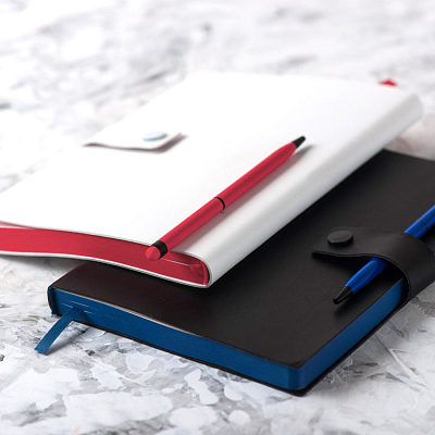 Ежедневник недатированный Stellar, А5, белый, кремовый блок  в линейку, с красным обрезом