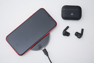 Беспроводное ЗУ Accesstyle Jade 15W