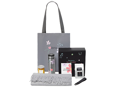 Подарочный набор Re:f. Walk с палантином, шоппером и термосом (Серый) Подарочный набор Re:f. Walk с палантином, шоппером и термосом (Серый)