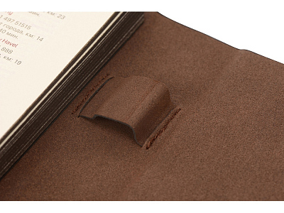 Ежедневник недатированный с магнитным клапаном А5 Waltz