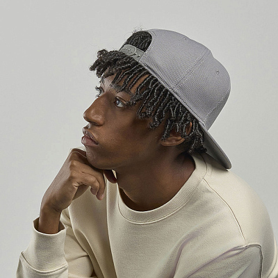 Бейсболка SNAP BACK-S, 6 клиньев, пластиковая застежка