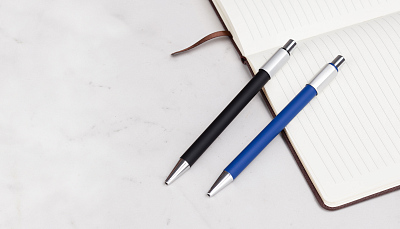 Ручка шариковая "Spin" с 6ти-гранным спиннером, покрытие soft touch, черный