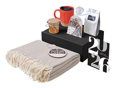 Подарочный набор Re:Nest с пледом, кружкой и вареньем (Красный) Подарочный набор Re:Nest с пледом, кружкой и вареньем (Красный)