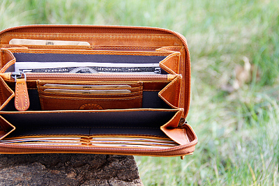 Кошелек KLONDIKE DIGGER «Viola», натуральная кожа в коньячном цвете, 19,5 х 10 x 2,5 см