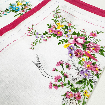 Платки носовые женские "G" 45450