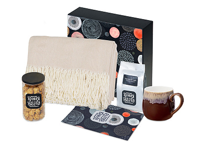 Подарочный набор Re:y. Haven с пледом, кружкой и чаем (Бургунди) Подарочный набор Re:y. Haven с пледом, кружкой и чаем (Бургунди)