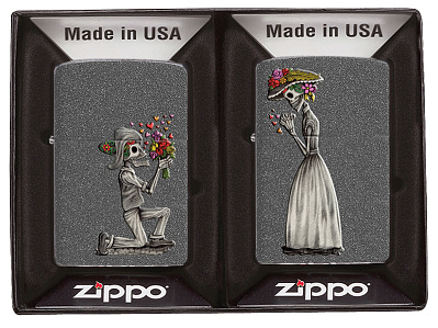 Набор ZIPPO Влюбленные зомби из двух зажигалок с покрытием Iron Stone™ серые матовые