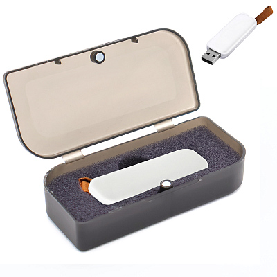 Флешка Gear Soft 32 Гб в футляре, белая (Белый)